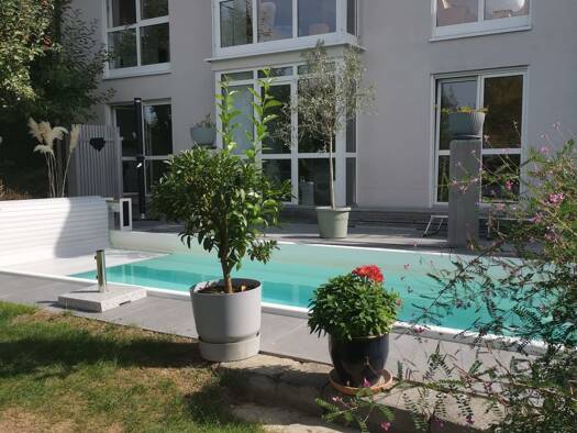 Einfamilienhaus zum Kauf provisionsfrei 1.400.000 € 3 Zimmer 165 m² 620 m² Grundstück frei ab sofort René-Schickelestraße 8 Niederweiler Müllheim 79379
