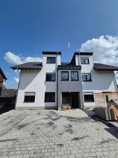 Wohnung zur Miete - Neubau 850 € 2 Zimmer 73,9 m² Dachgeschoss, 3. Geschoss frei ab 16.06.2025 Seelscheid Neunkirchen-Seelscheid 53819