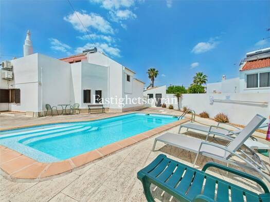 Haus zum Kauf 575.000 € 170 m² 258 m² Grundstück Tavira (Santa Maria e Santiago) 8800