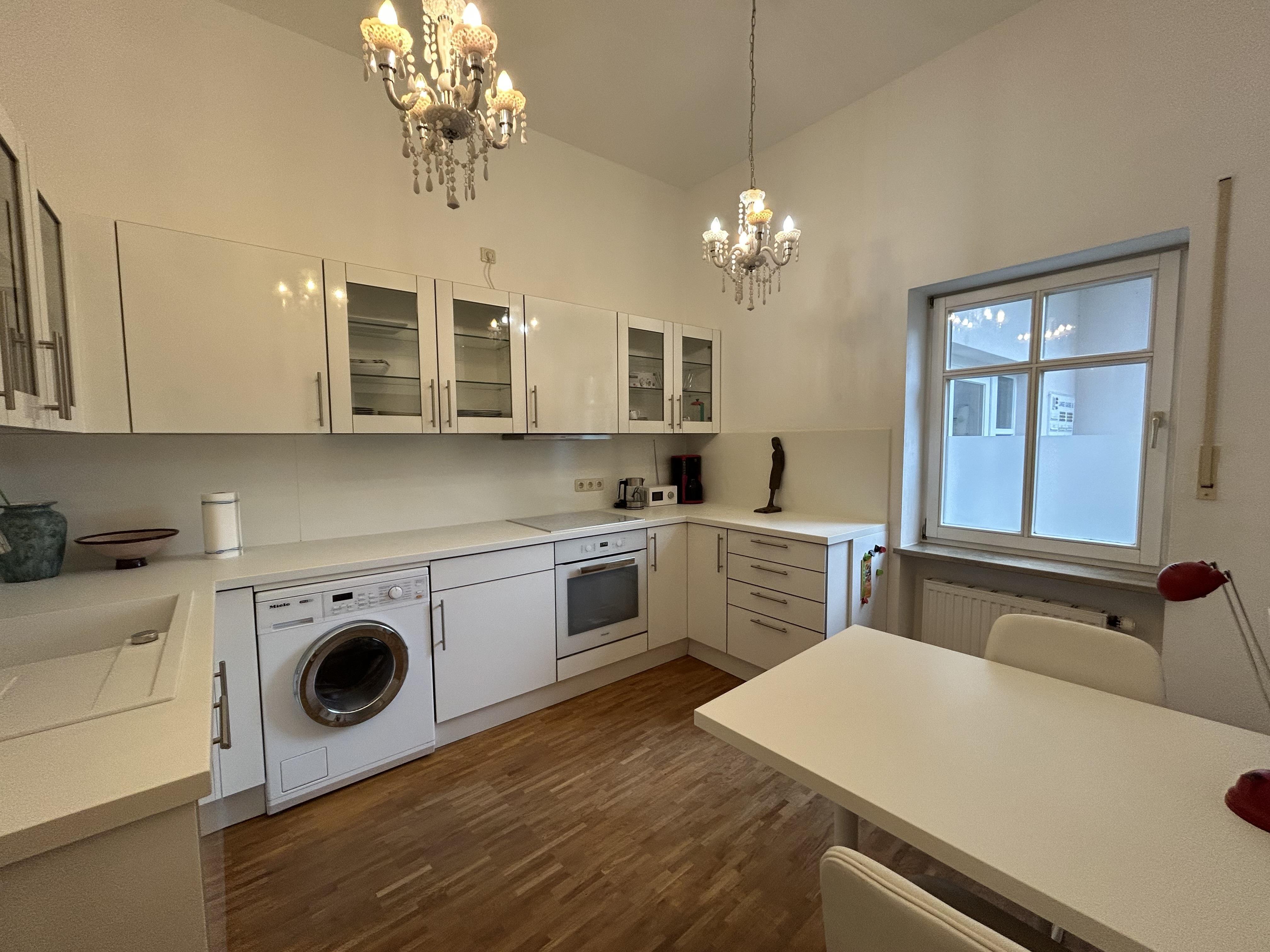 Wohnung zum Kauf 249.900 € 2 Zimmer 63 m²<br/>Wohnfläche ab sofort<br/>Verfügbarkeit Georgs- und Kreuzviertel Augsburg 86152