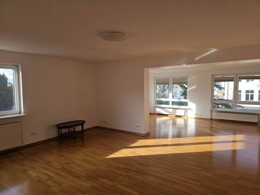 Wohnung zur Miete 1.260 € 2,5 Zimmer 126 m² Geschoss -1/2 frei ab sofort Walldorf Mörfelden-Walldorf 64546
