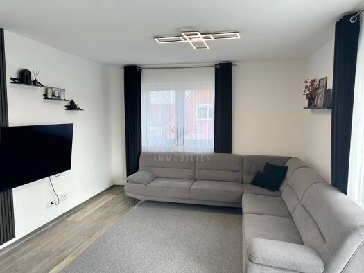 Wohnung zur Miete 850 € 3 Zimmer 75 m² 1. Geschoss frei ab sofort Heisfelde Leer (Ostfriesland) 26789