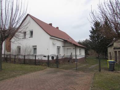 Einfamilienhaus zum Kauf 399.000 € 6 Zimmer 227 m² 2.215 m² Grundstück frei ab sofort Stradow Vetschau/Spreewald 03226