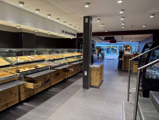 Sonstiges zum Kauf 1.100.000 € 560 m² Grundstück Schleswig 24837