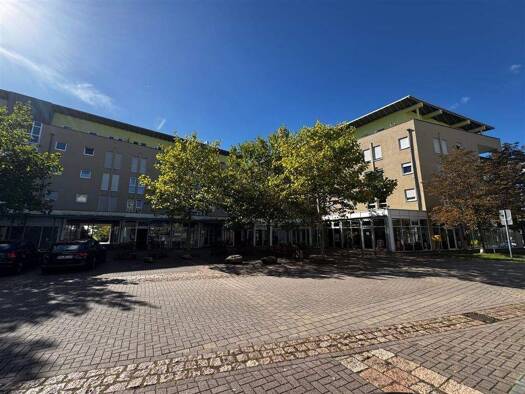 Ladenfläche zur Miete 1.990 € 448 m² Verkaufsfläche Marktplatz 8 Großkugel 06184