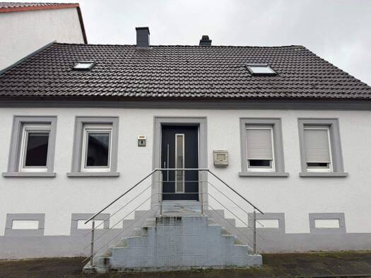 Einfamilienhaus zur Miete 1.650 € 5 Zimmer 130 m² 1 m² Grundstück Ramstein Ramstein-Miesenbach 66877