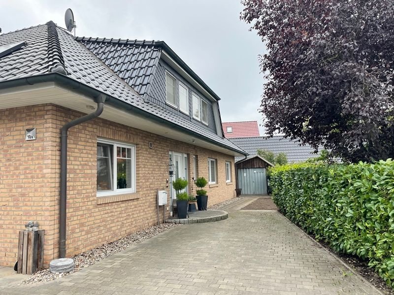 Einfamilienhaus zum Kauf 620.000 € 7 Zimmer 208 m²<br/>Wohnfläche 892 m²<br/>Grundstück Brietlingen Brietlingen 21382