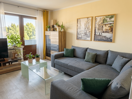 Wohnung zum Kauf provisionsfrei 223.000 € 3 Zimmer 82 m² Geschoss 2/7 frei ab 22.10.2026 Straubing 94315