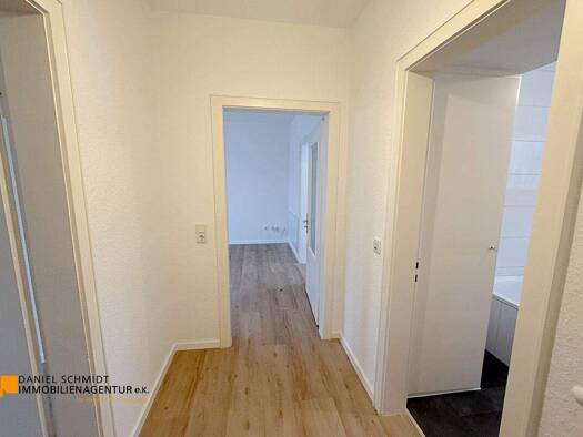 Wohnung zur Miete 675 € 2 Zimmer 52,7 m² 2. Geschoss Gummersbach 51643