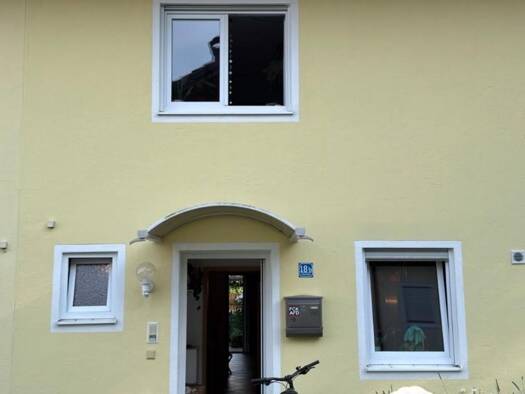 Reihenmittelhaus zum Kauf 499.000 € 5 Zimmer 124 m² 224 m² Grundstück Traunreut Traunreut 83301