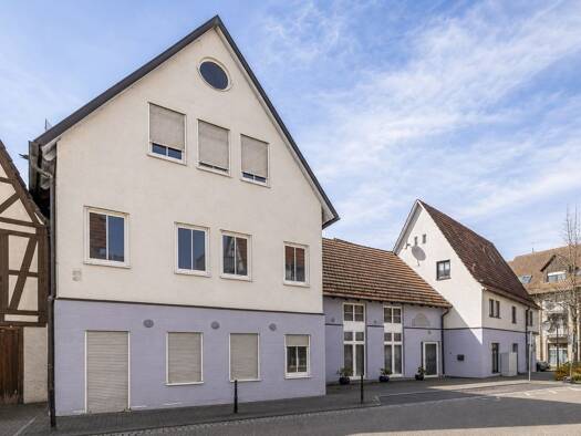 Haus zum Kauf 1.149.000 € 6 Zimmer 110 m² 331 m² Grundstück Oberderdingen Oberderdingen 75038