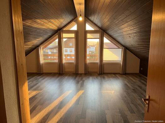 Wohnung zum Kauf provisionsfrei 299.000 € 4 Zimmer 122 m² R.-Schirrmann-Straße 18 Neustadt Titisee-Neustadt 79822