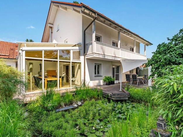 Haus zum Kauf 999.999 € 7 Zimmer 254 m² 612 m² Grundstück Schernfeld 85132