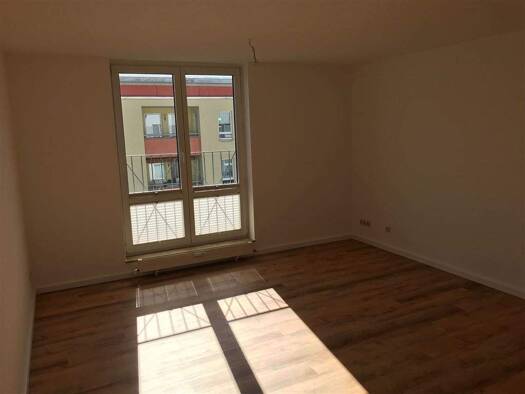 Wohnung zur Miete 500 € 2 Zimmer 57,8 m² Hauptstraße 15 Coswig b Dresden 01640