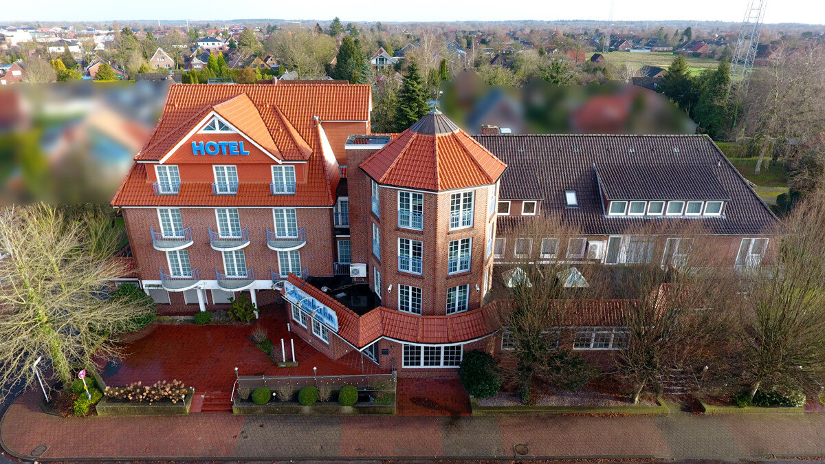 Hotel zum Kauf 1.800.000 € 49 Zimmer 4.150 m²<br/>Grundstück Wiesmoor Wiesmoor 26639