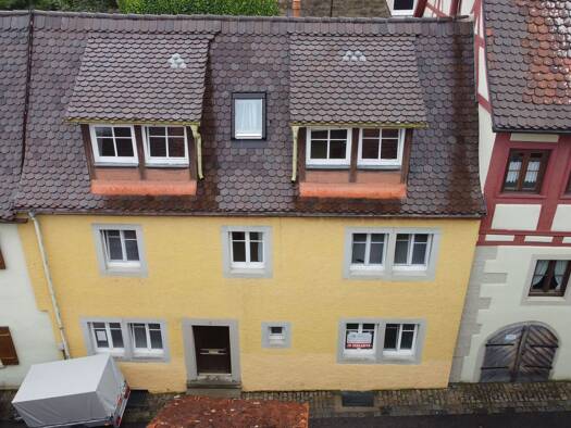Haus zum Kauf 149.000 € 100 m² frei ab sofort Rothenburg Rothenburg ob der Tauber 91541
