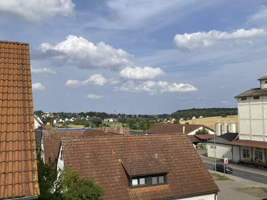 Wohnung zum Kauf 315.000 € 3 Zimmer 85 m² Münchaurach Aurachtal Umgebung 91086