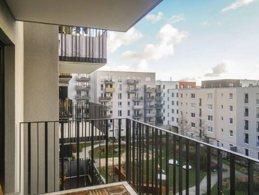 Wohnung zur Miete 740 € 2 Zimmer 62 m² Geschoss 3/6 Harburg 22765