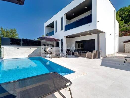 Mehrfamilienhaus zum Kauf 750.000 € 5 Zimmer 223 m² Dramalj, Crikvenica Crikvenica 51260