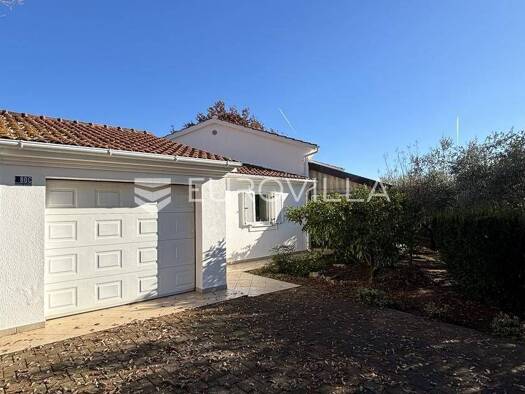 Haus zum Kauf 495.000 € 2 Zimmer 132 m² Loborika Loborika