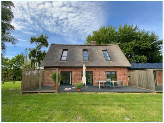 Einfamilienhaus zum Kauf 868.000 € 5 Zimmer 138,7 m² 3.089 m² Grundstück Oldenswort 25870