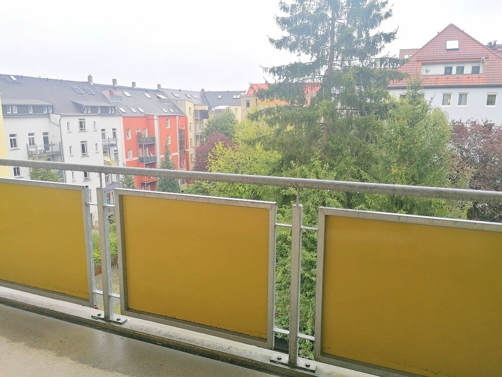 Wohnung zur Miete 450 € 3 Zimmer 71,6 m²<br/>Wohnfläche 3.<br/>Geschoss ab sofort<br/>Verfügbarkeit Lutherviertel 221 Chemnitz 09126