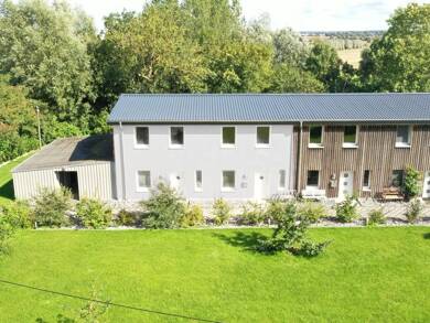 Reihenmittelhaus zum Kauf 199.000 € 3 Zimmer 96 m² 255 m² Grundstück Rubitz Kenz-Küstrow / Rubitz 18314