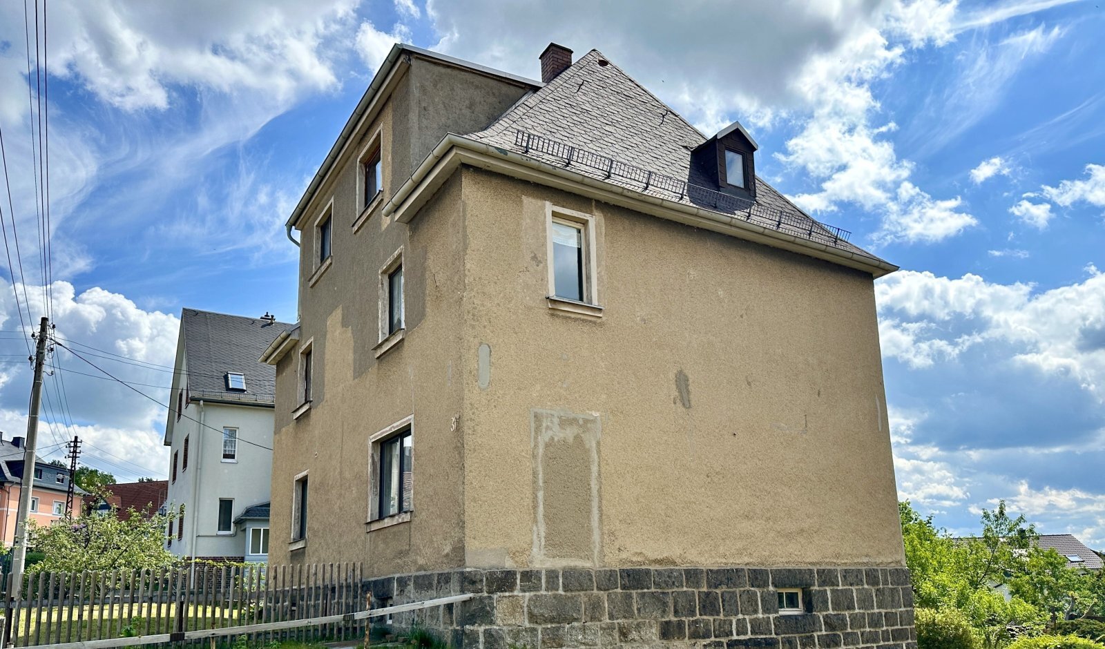 Mehrfamilienhaus zum Kauf 130.000 € 8 Zimmer 190 m²<br/>Wohnfläche 980 m²<br/>Grundstück Wilkau-Haßlau Wilkau-Haßlau 08112