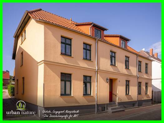 Mehrfamilienhaus zum Kauf 825.000 € 16 Zimmer 434 m² 250 m² Grundstück frei ab 01.01.2027 Marktstr. 10 Bad Doberan Bad Doberan 18209