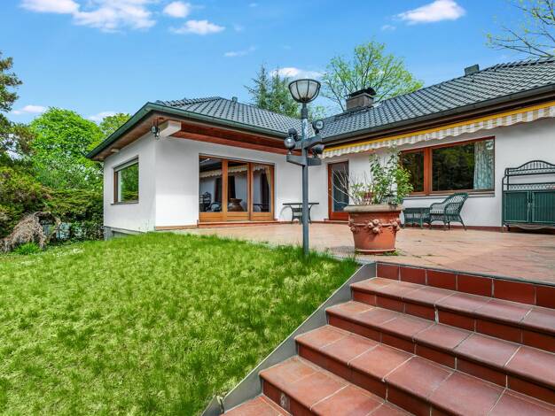 Einfamilienhaus zum Kauf 829.000 € 4 Zimmer 147,8 m² 957 m² Grundstück Lichtenrade Tempelhof-Schöneberg 12305