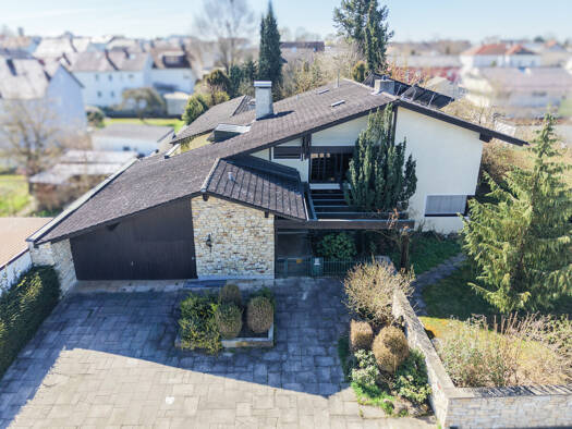 Villa zum Kauf 1.780.000 € 8 Zimmer 276 m² 1.959 m² Grundstück Gaimersheim Gaimersheim 85080