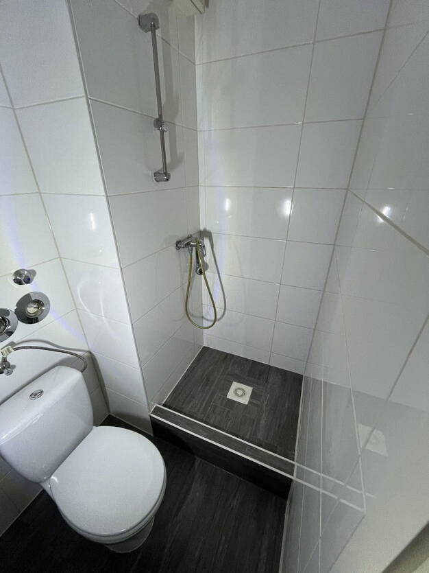 Wohnung zur Miete 550 € 4 Zimmer 95 m² EG Markersdorfer Straße 34 Markersdorf 620 Chemnitz 09123