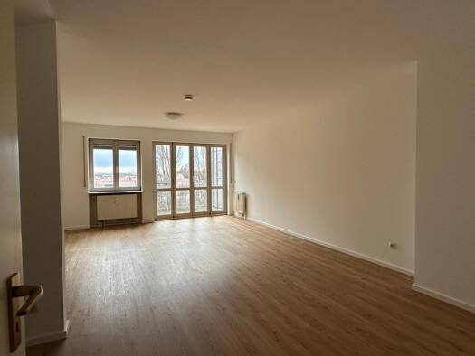 Wohnung zur Miete 990 € 2 Zimmer 70 m² Geschoss 3/4 frei ab sofort Gersthofen 86368