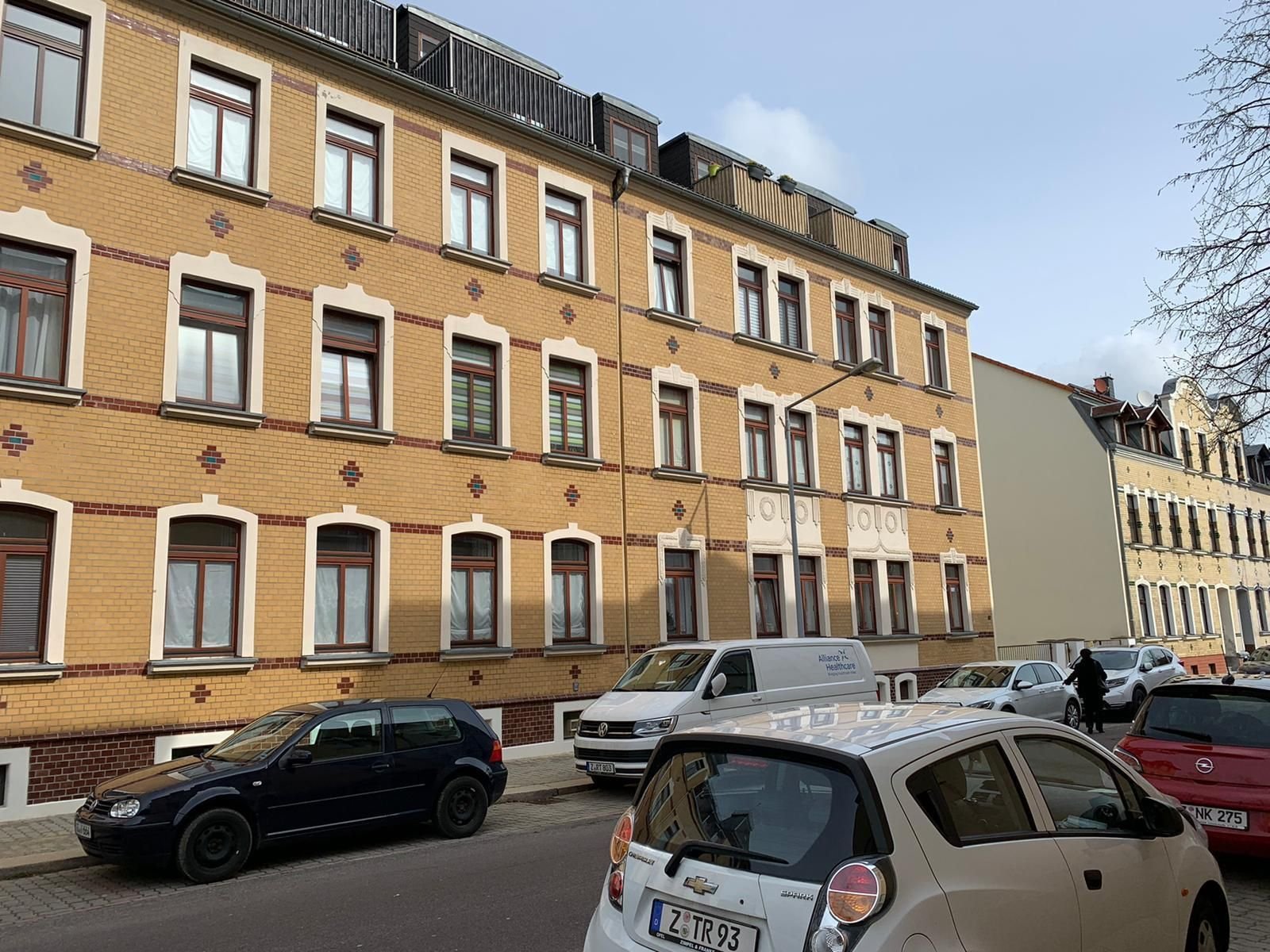 Wohnung zur Miete 450 € 4 Zimmer 112,3 m²<br/>Wohnfläche Karl-Schiefer-Str. 60 Meerane Meerane 08393