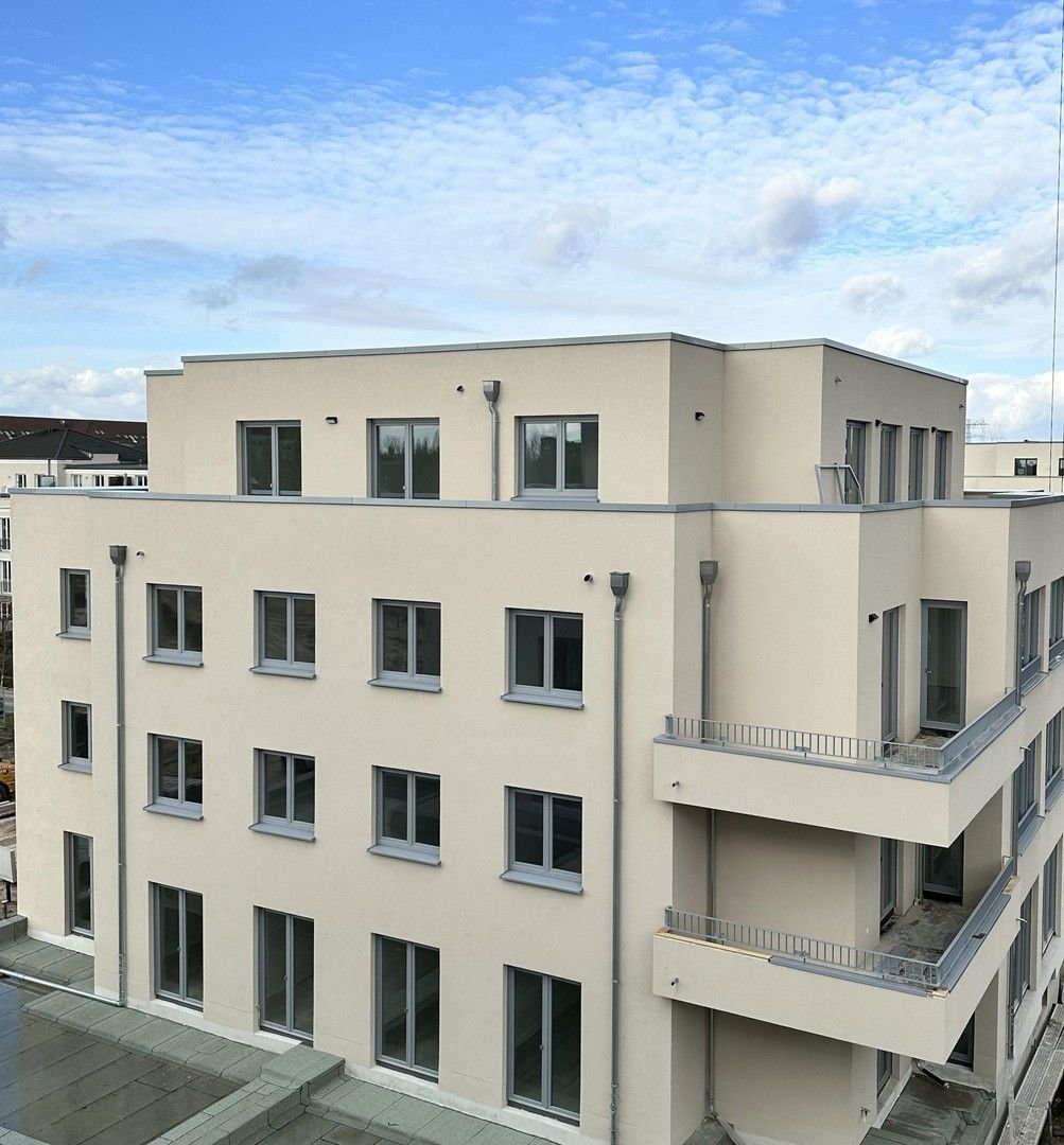 Wohnung zur Miete 2.416 € 4 Zimmer 162 m²<br/>Wohnfläche 4.<br/>Geschoss Regener Straße 63 Karlshorst Berlin 10318