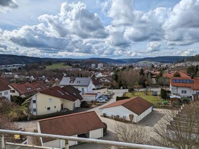 Wohnung zur Miete 750 € 2 Zimmer 68,9 m² Dachgeschoss Tuttlingen Tuttlingen 78532