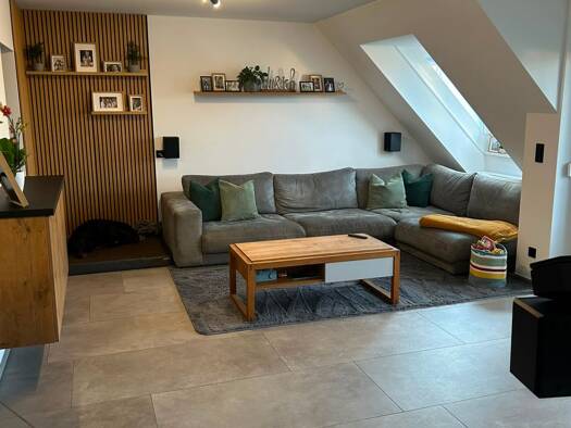 Wohnung zum Kauf provisionsfrei 420.000 € 4 Zimmer 104 m² 2. Geschoss Neutraubling 93073