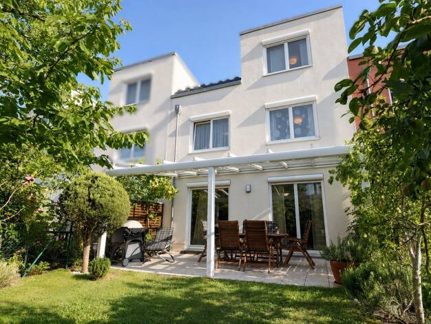 Reihenmittelhaus zum Kauf 1.090.000 € 6 Zimmer 128 m² 215 m² Grundstück Innenstadt Erlangen 91052