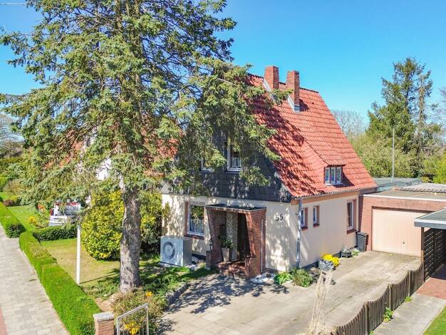 Einfamilienhaus zum Kauf 195.000 € 3,5 Zimmer 120 m² 1.000 m² Grundstück Schiffdorferdamm Schiffdorferdamm 27574