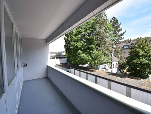 Wohnung zur Miete 720 € 2 Zimmer 64 m² 1. Geschoss frei ab sofort Hülser Straße 283 Inrath/Kliedbruch Krefeld 47803