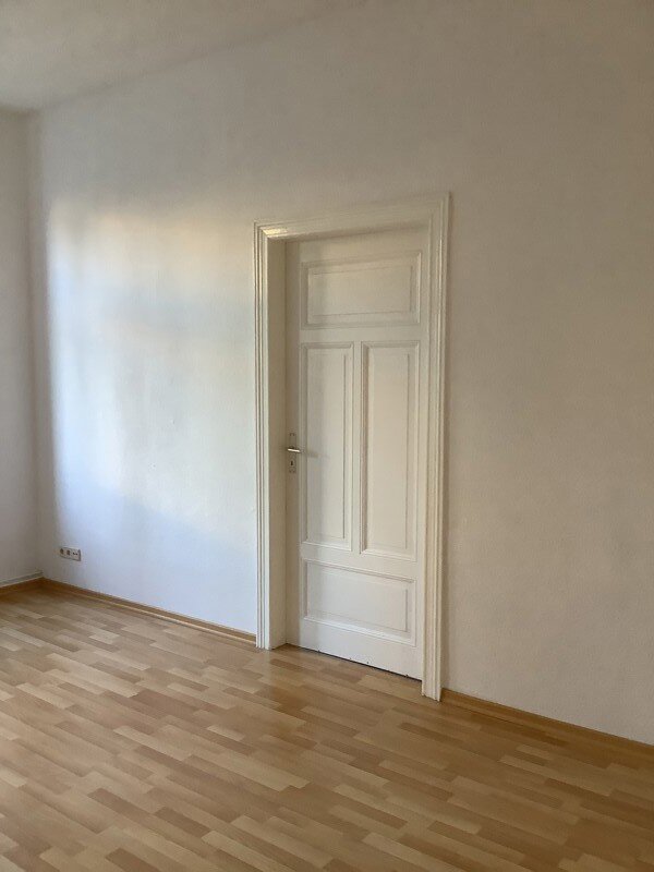 Wohnung zur Miete 581 € 3 Zimmer 83 m²<br/>Wohnfläche 1.<br/>Geschoss 26.09.2024<br/>Verfügbarkeit Goethestraße 37 St. Pauli / Alexander-Puschkin-Straße Magdeburg 39108