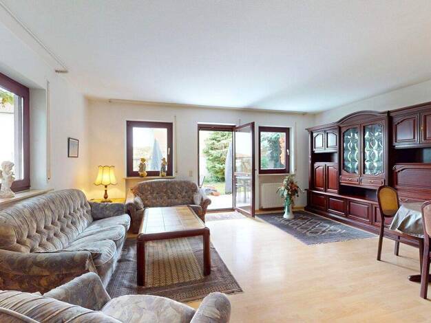 Einfamilienhaus zum Kauf 955.000 € 5 Zimmer 182 m² 653 m² Grundstück Nieder-Eschbach Frankfurt am Main 60437