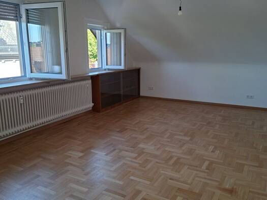Wohnung zur Miete 1.050 € 4 Zimmer 88 m² Geschoss 1/2 frei ab sofort Sontheim Heilbronn 74081