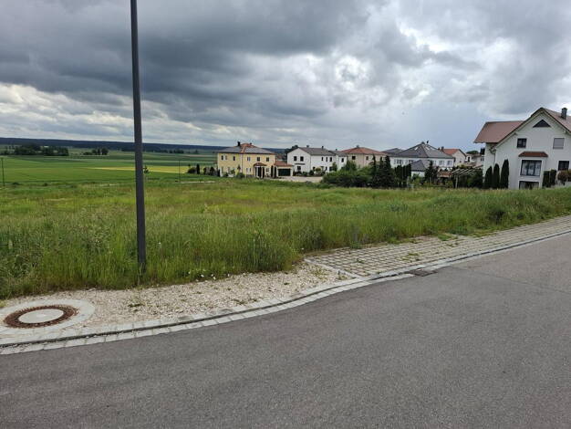 Grundstück zum Kauf provisionsfrei 718 m² Grundstück Gartenweg 1 - 1b Berg im Gau 86562