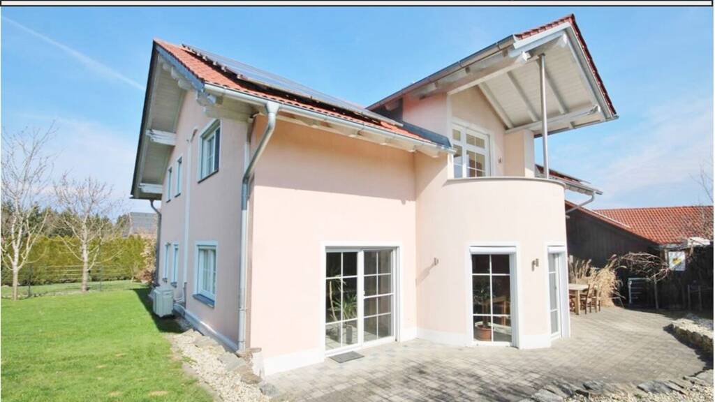 Einfamilienhaus zum Kauf 595.000 € 5 Zimmer 225,1 m² 836 m² Grundstück Prag Hutthurm 94116