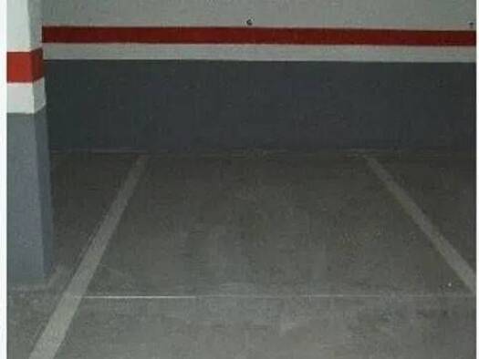 Garage zur Miete 95 € Calle Celia Antón Romeu S/N Benetússer 46910