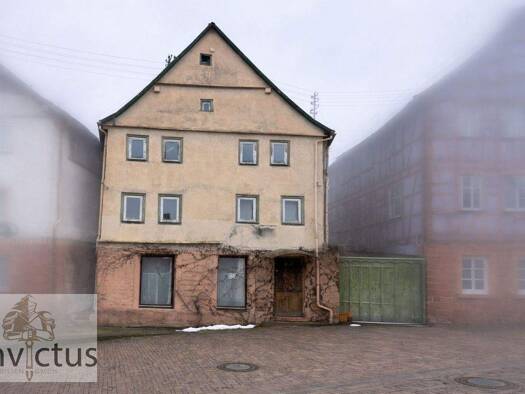 Stadthaus zum Kauf 110.000 € 7 Zimmer 120 m² 239 m² Grundstück Külsheim 97900