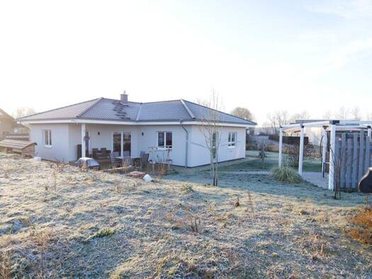 Bungalow zum Kauf 370.000 € 4 Zimmer 136 m² 1.138 m² Grundstück Groß Stieten 23972