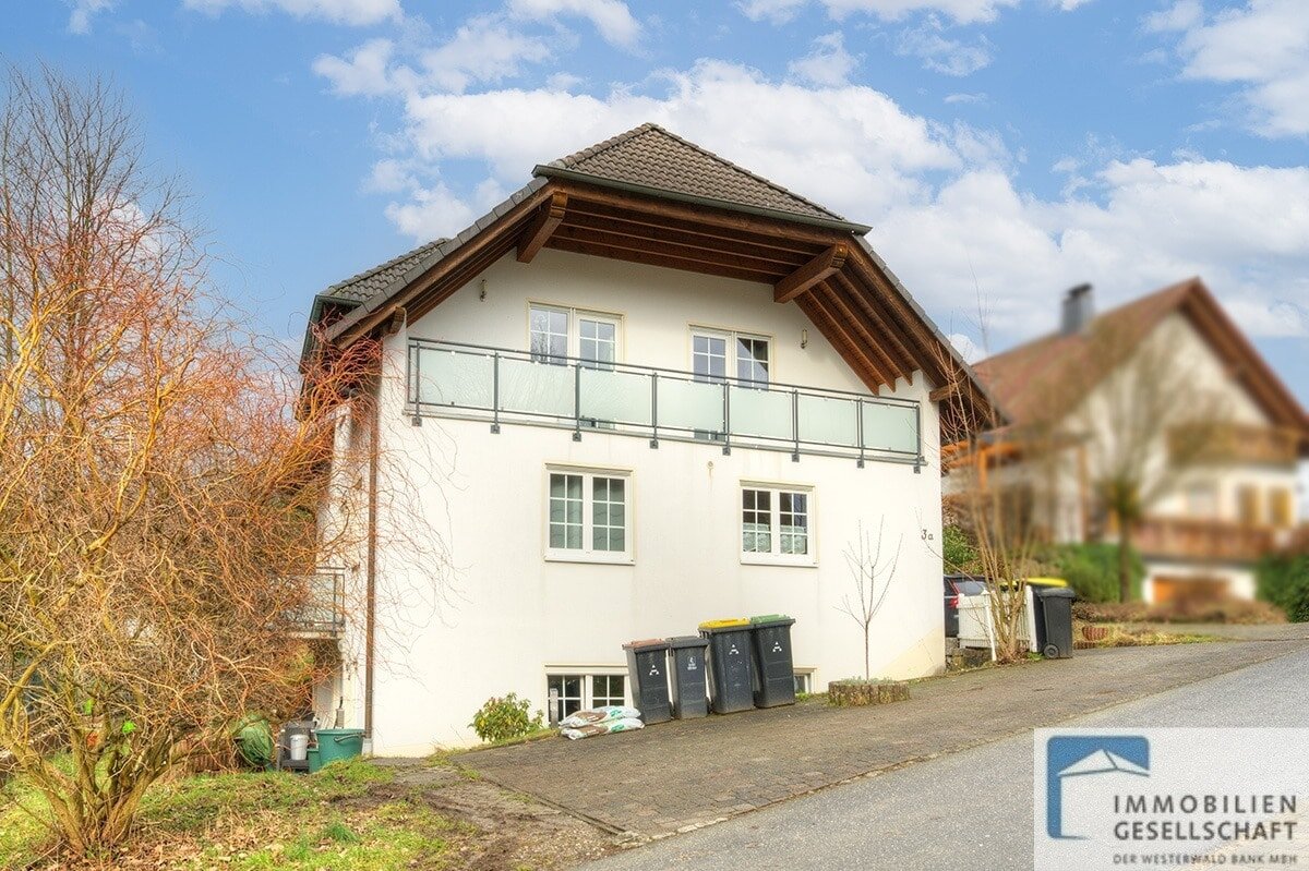 Einfamilienhaus zum Kauf 299.000 € 9 Zimmer 292 m²<br/>Wohnfläche 638 m²<br/>Grundstück Dreisel Windeck 51570