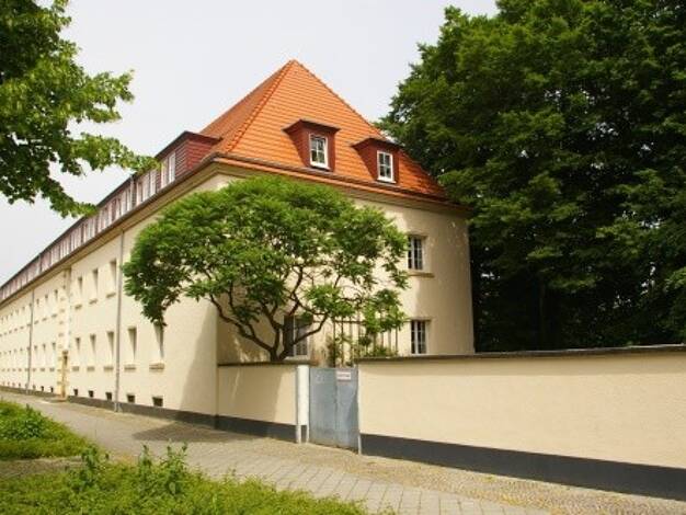 Wohnung zur Miete 328 € 1 Zimmer EG Karl-Siegismund-Straße 20 Reudnitz-Thonberg Mitte 04317